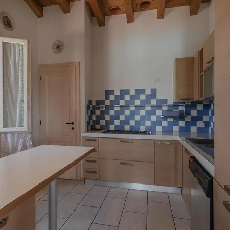 La Casina - Con Giardino E Piscina Apartmán