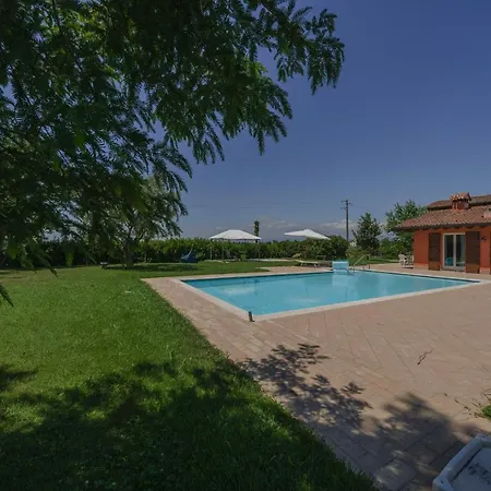 Apartmán La Casina - Con Giardino E Piscina *