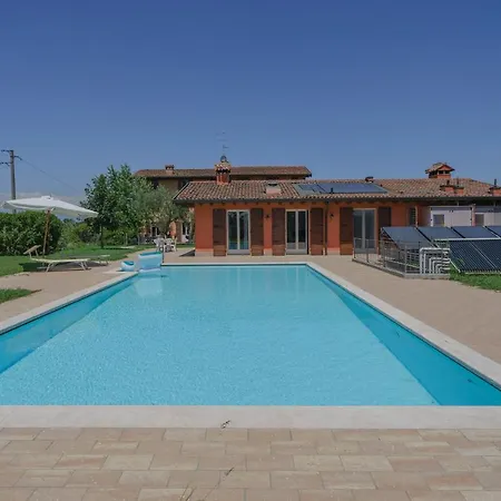 La Casina - Con Giardino E Piscina